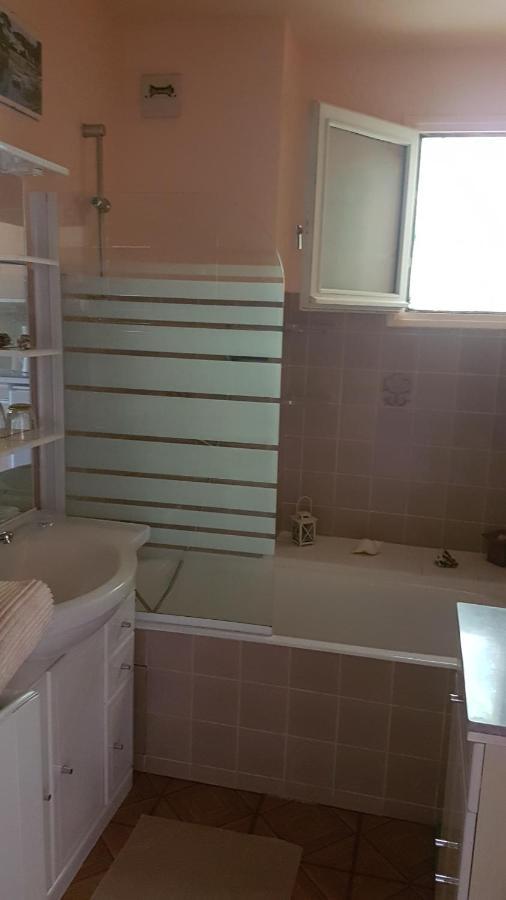 Joli Studio De 26 M² Avec Veranda De 6 M² Calme Et Vue Sur Montagne Amélie-les-Bains-Palalda Exterior foto